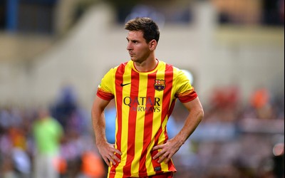 熊猫体育评论-多夫比克赛后一瘸一拐